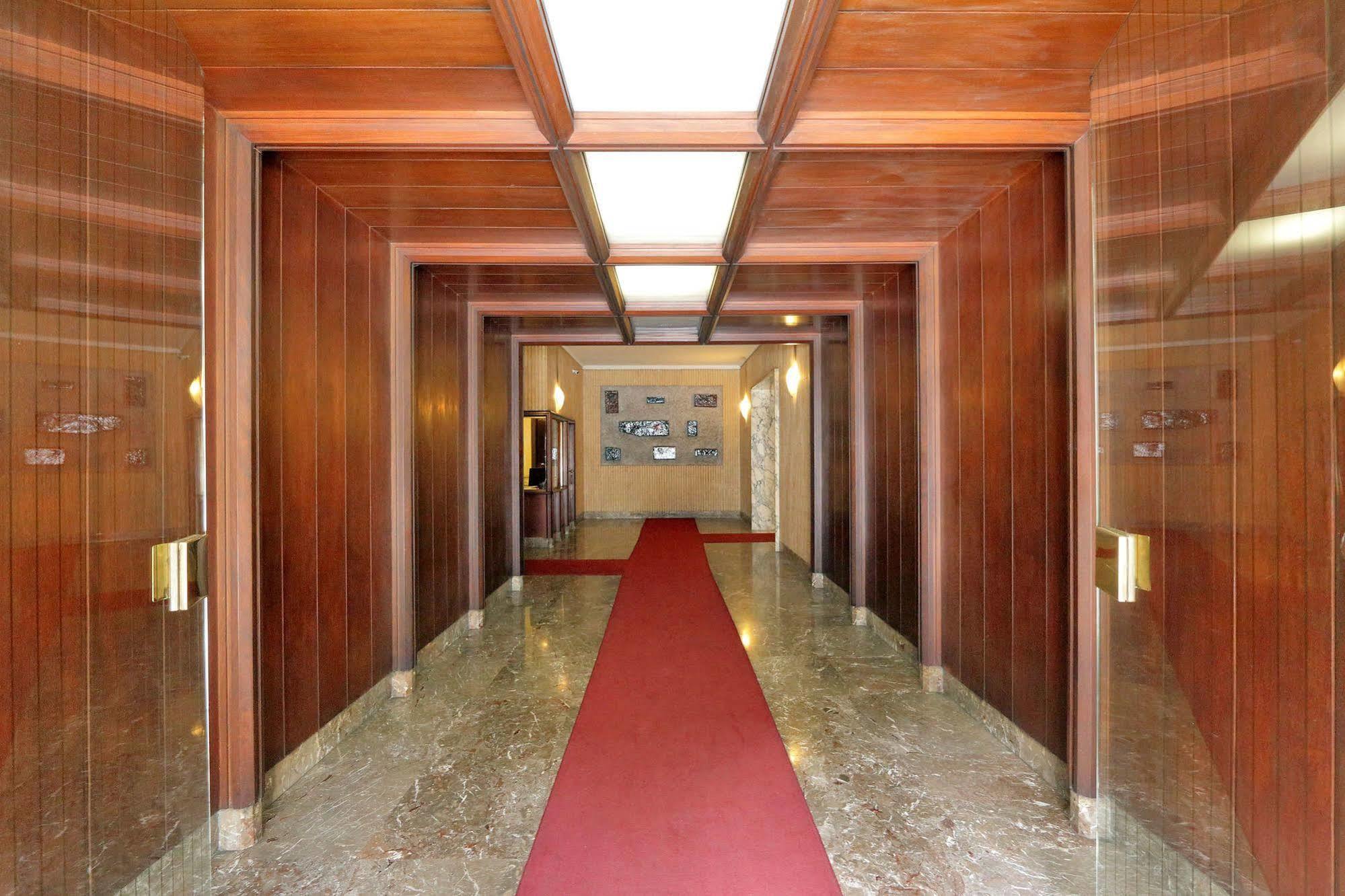 San Pietro Stazione Guesthouse Rome Exterior photo